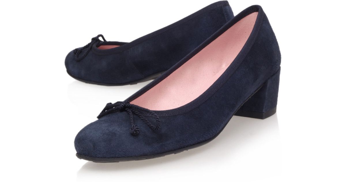 Pretty Ballerinas Navy Suede Block Heel 