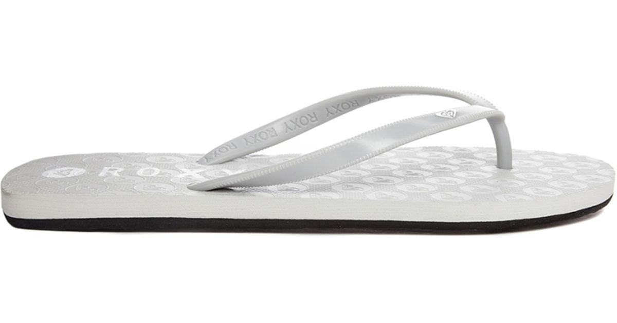 Roxy Bamy Silver Flip Flops in Steel (Gray) - Lyst