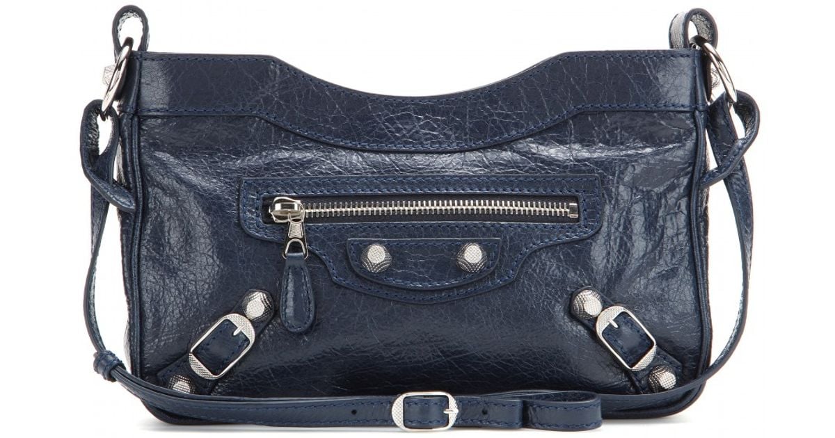 balenciaga giant hip