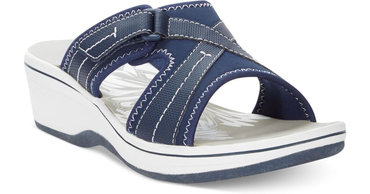 daisy sandals