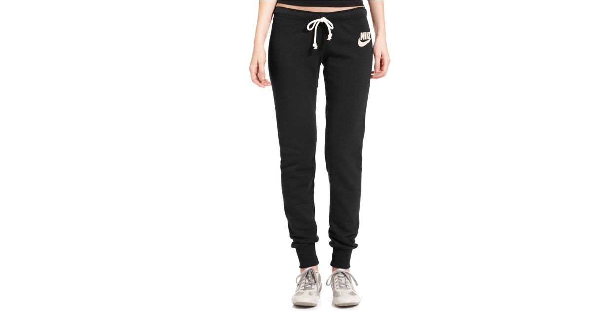 nike slim fit sweatpants