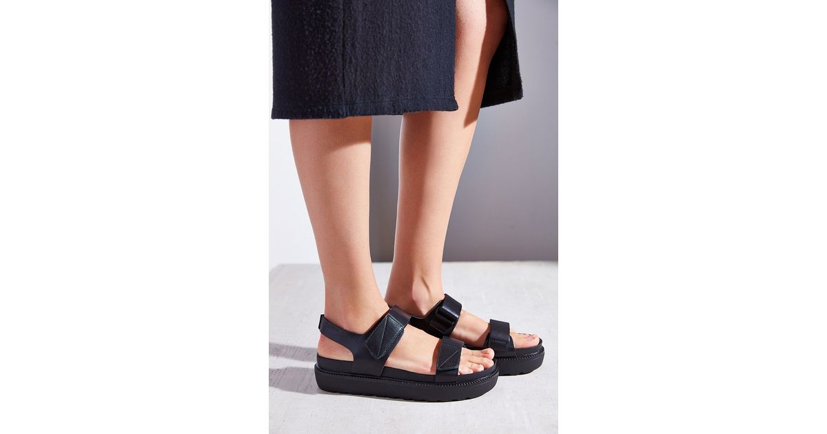 Vagabond Leather Irene Strap Sandal in Black - Lyst