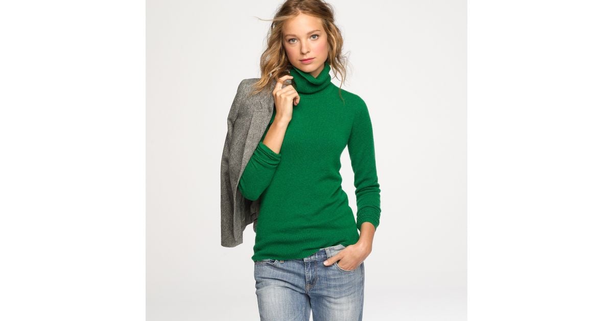 Green cashmere clearance turtleneck sweater