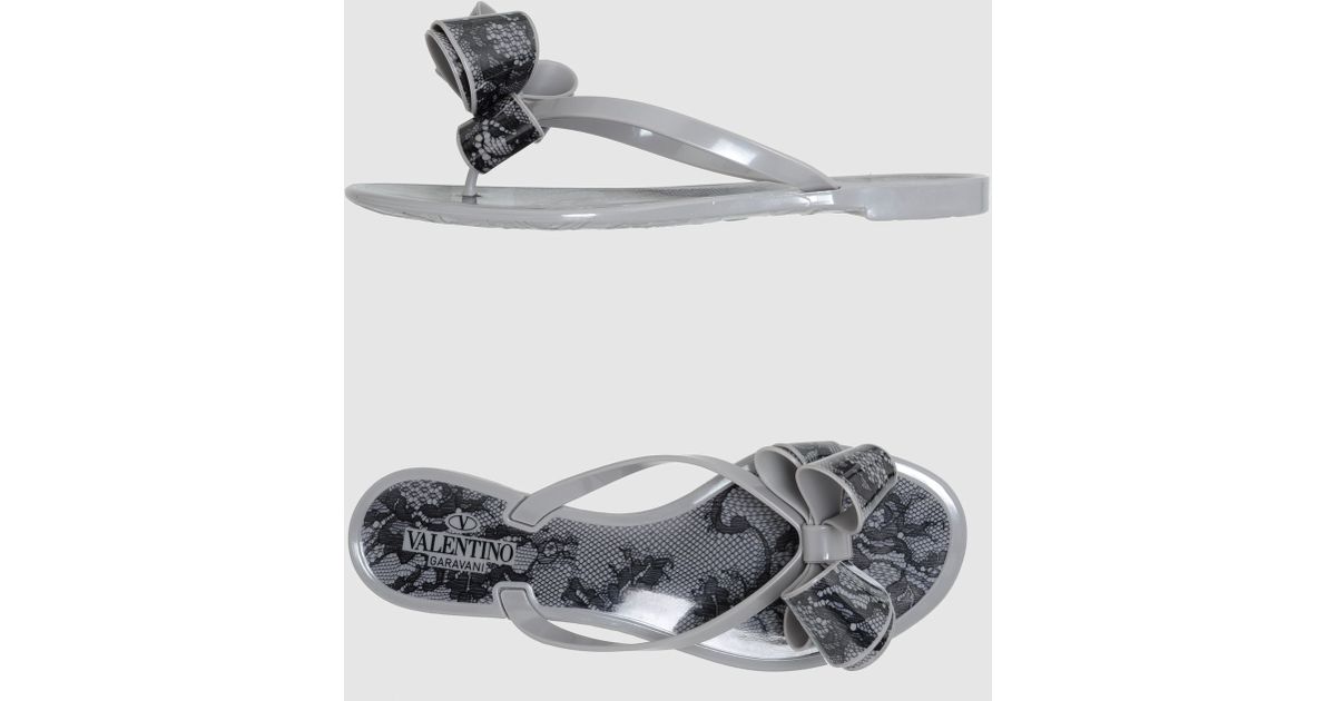 valentino garavani flip flops