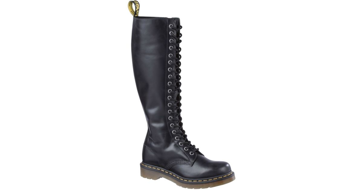 20 eye doc martens