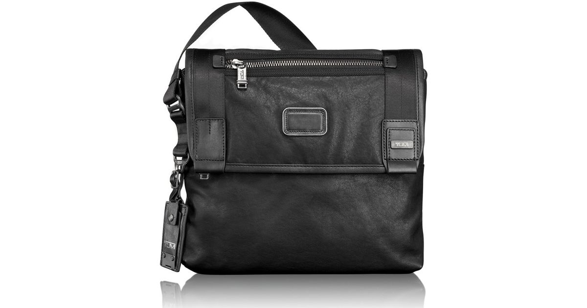 tumi beale mini messenger