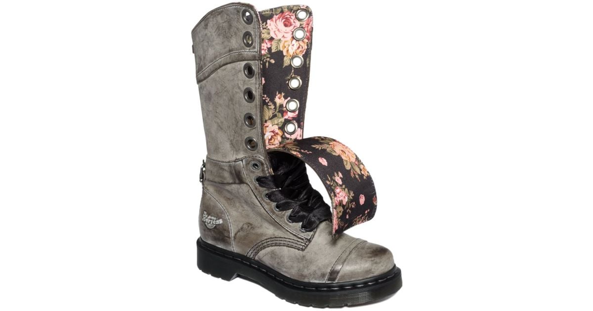 dr marten triumph boots