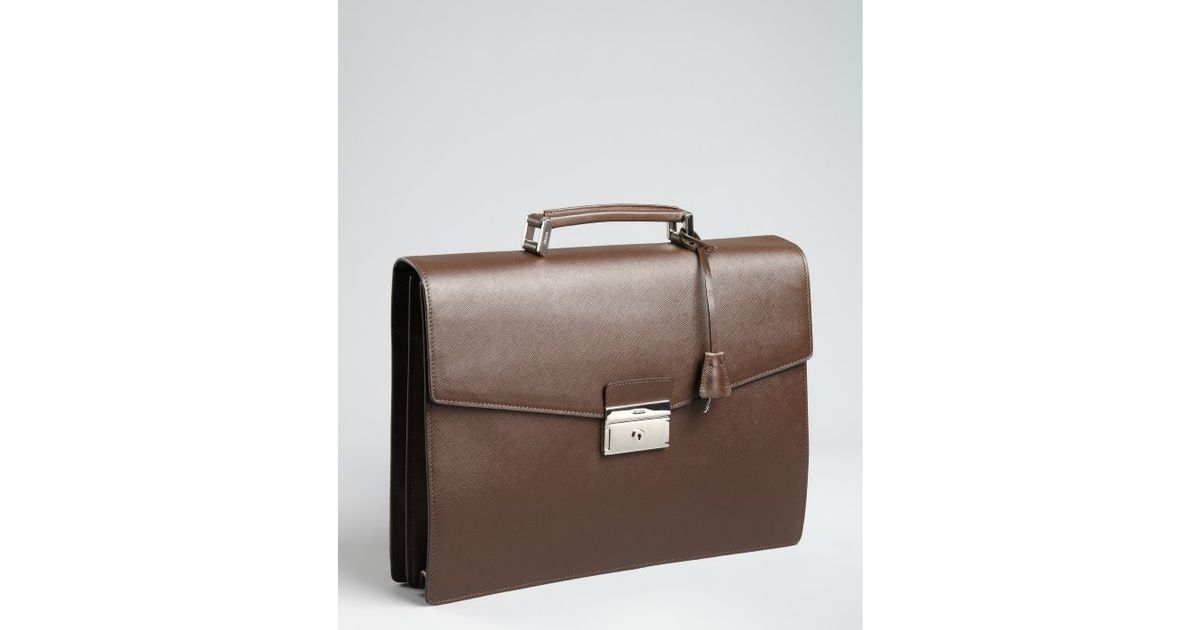 prada saffiano gm purple  