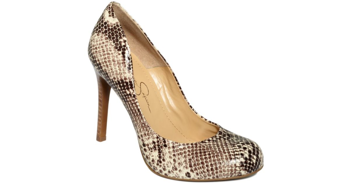 jessica simpson calie pump