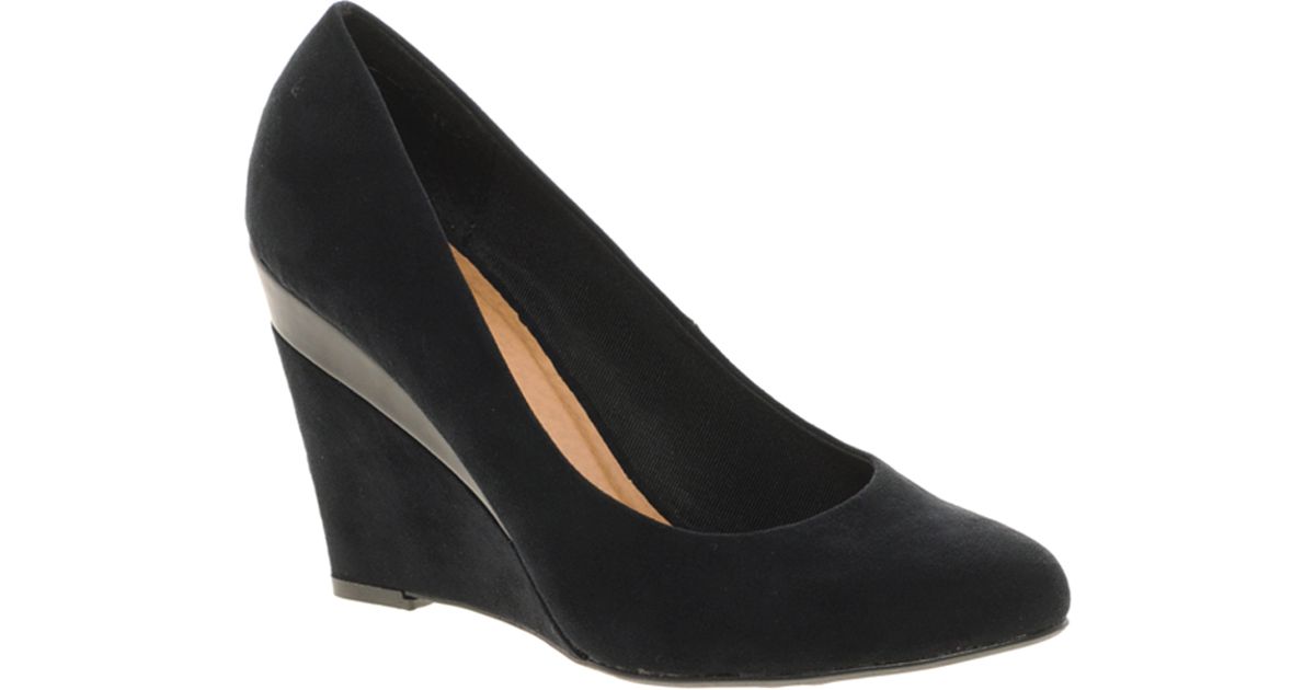 black leather wedge court shoes
