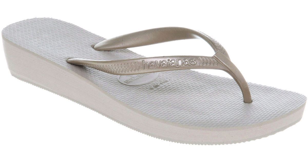 Havaianas Highlight Wedge Flip Flop Gold Rubber in Gray - Lyst