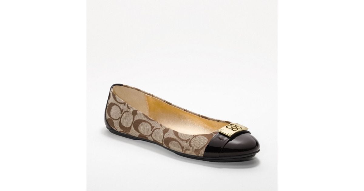 COACH London Signature Flat in Natural | Lyst