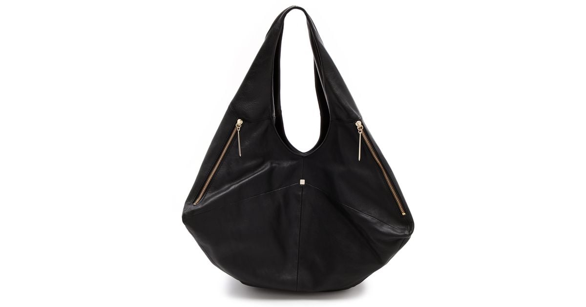 pour le victoire bags
