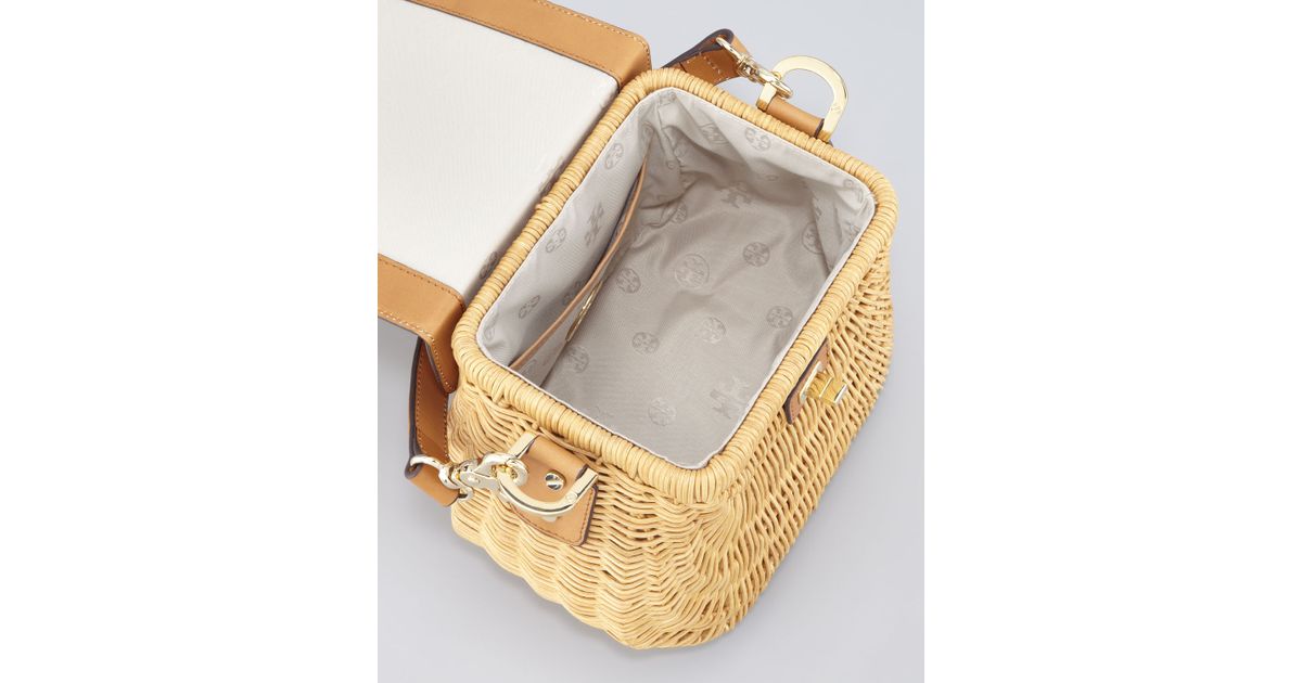 tory burch rattan bag