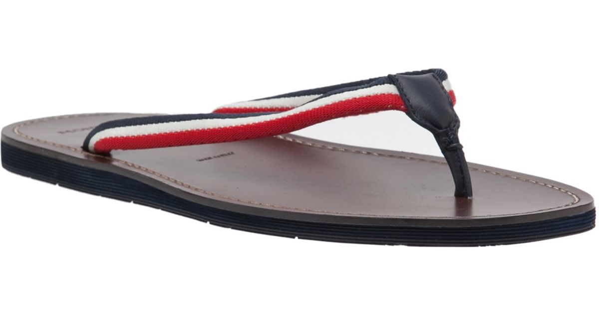 moncler flip flops