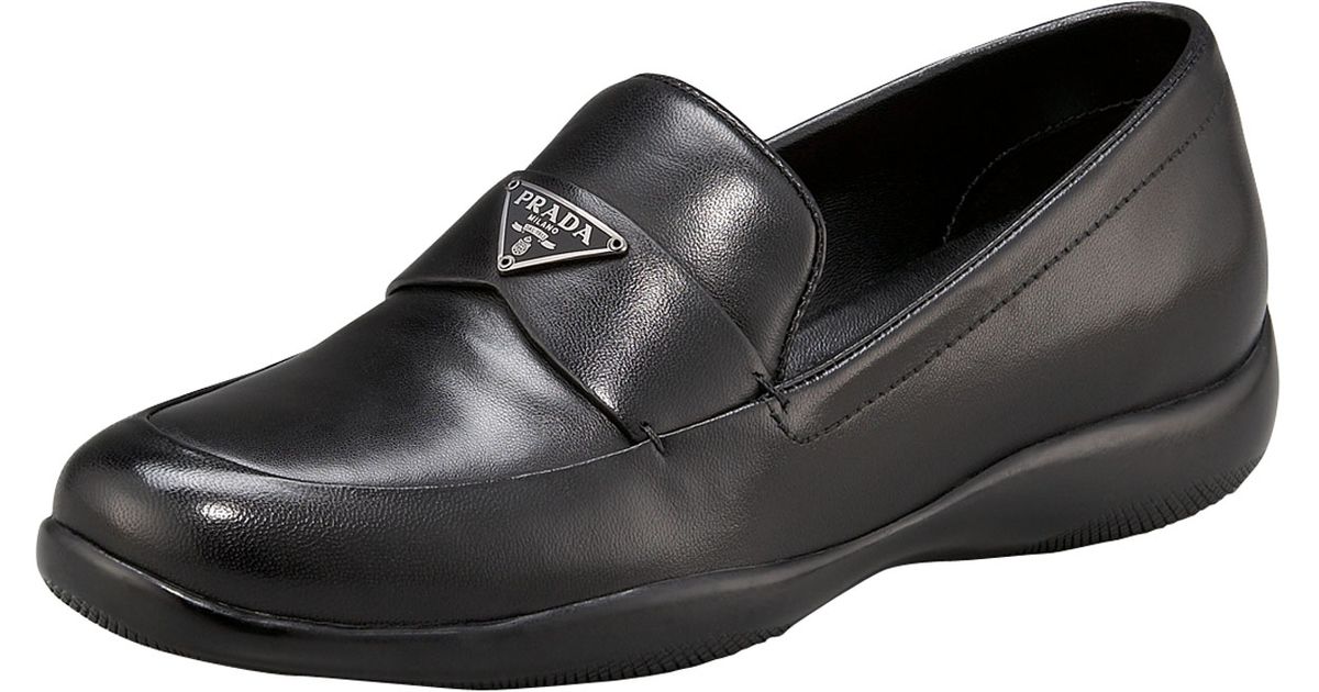 Prada Classic Leather Triangle Logo Loafe in Black for Men | Lyst  