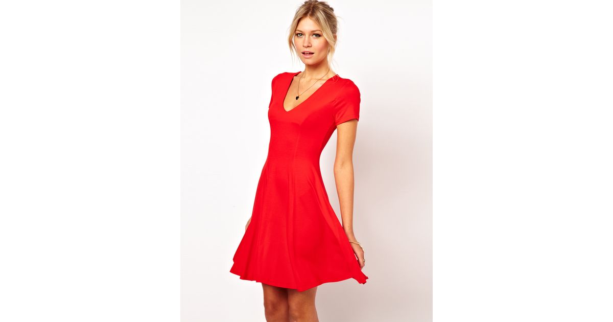 red skater dress with sleeves