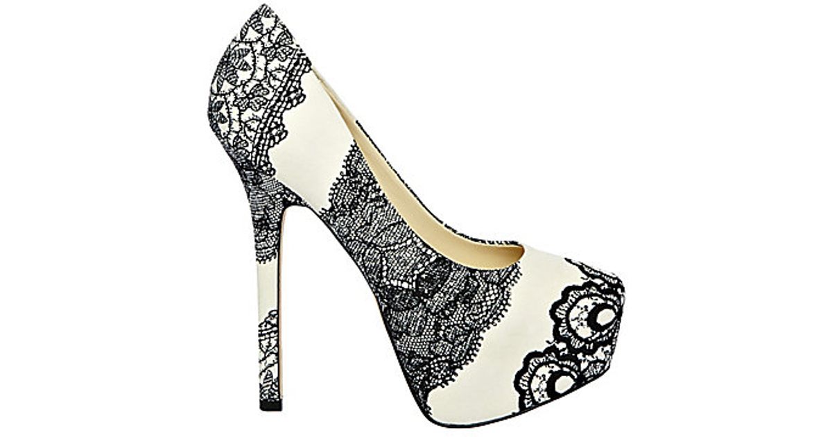 steve madden white pumps
