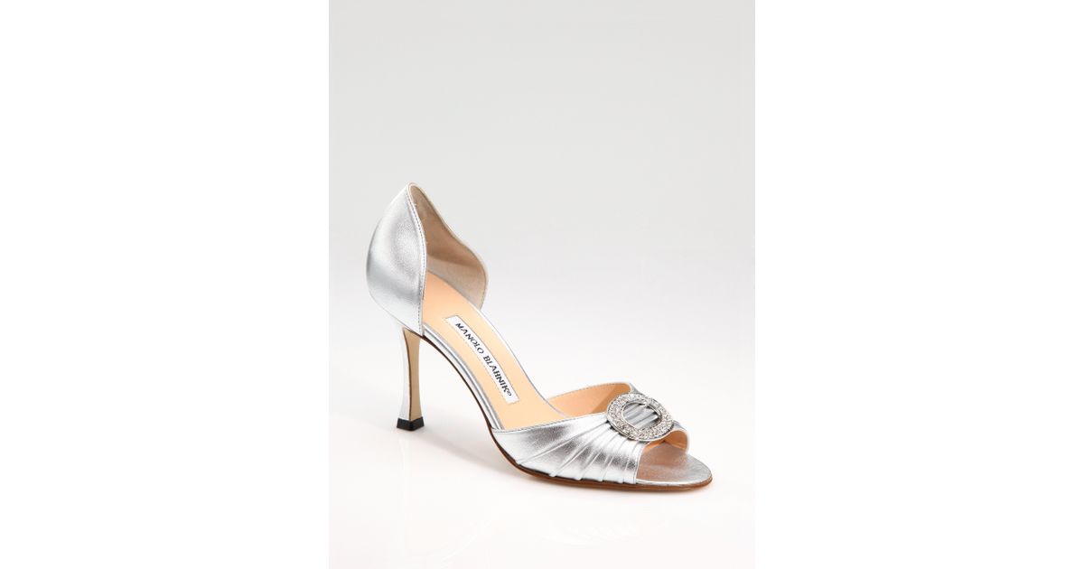 manolo blahnik buckle heels