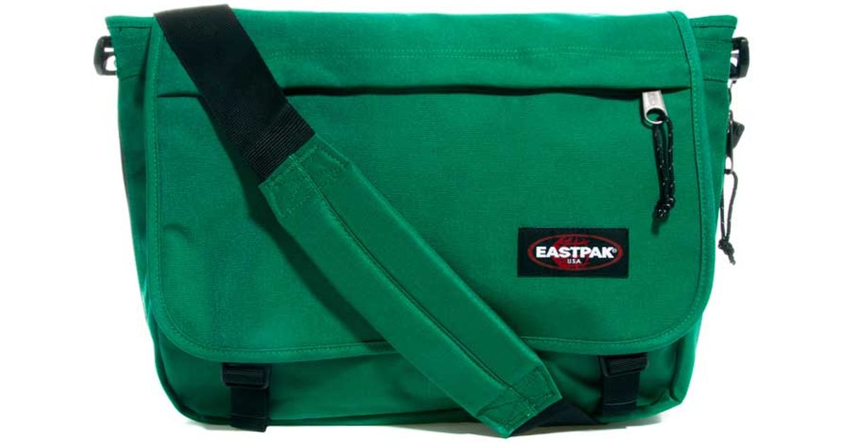 Eastpak Eastpak Delegate Messenger Bag in Green for Men - Lyst