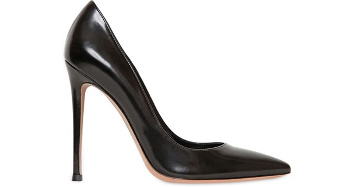 spectadior pump in brushed calfskin