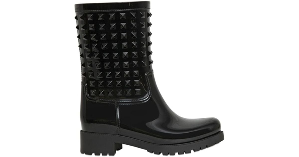 studded rain boots