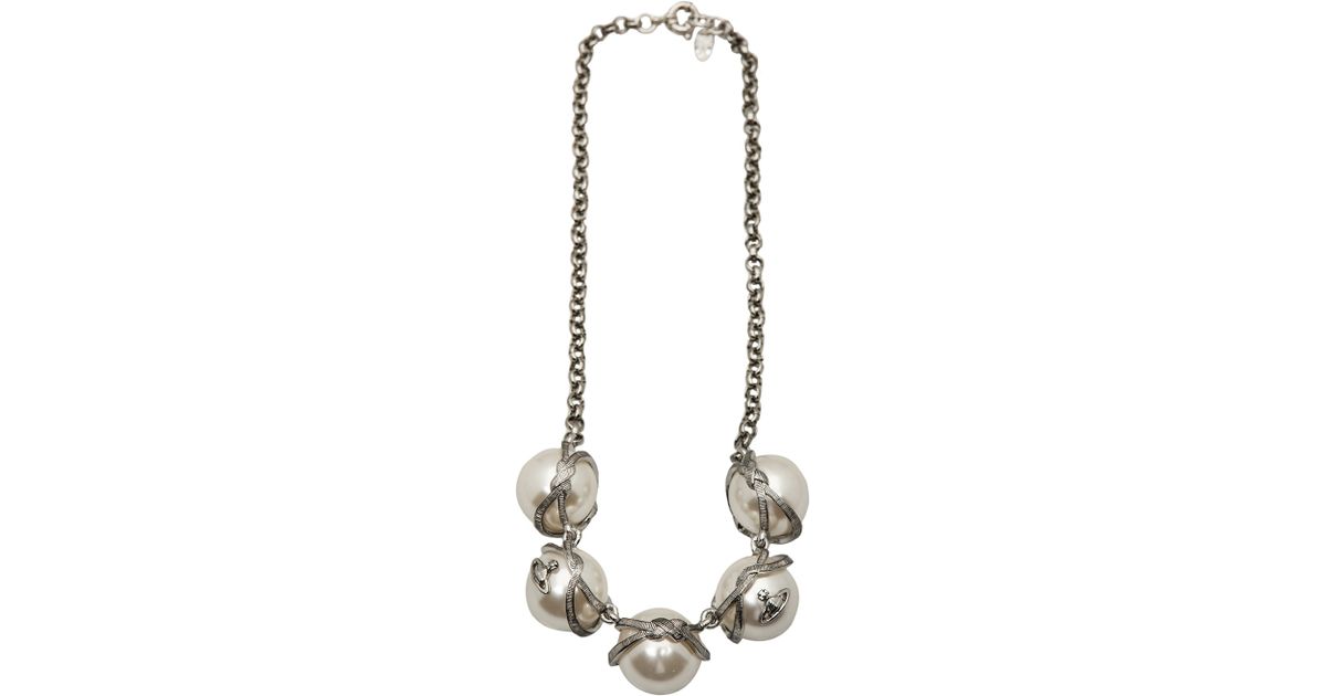 Vivienne Westwood Grosgrain Giant Pearl Necklace in White | Lyst