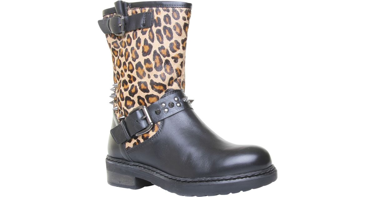 carvela spike boots