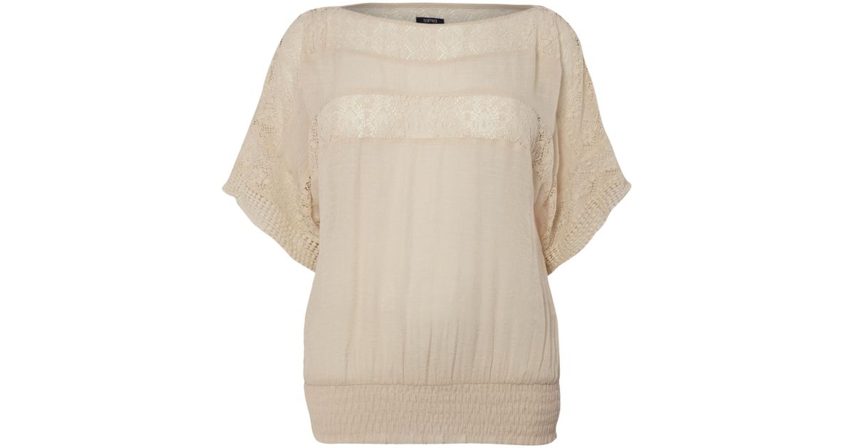 boat neck with lace design