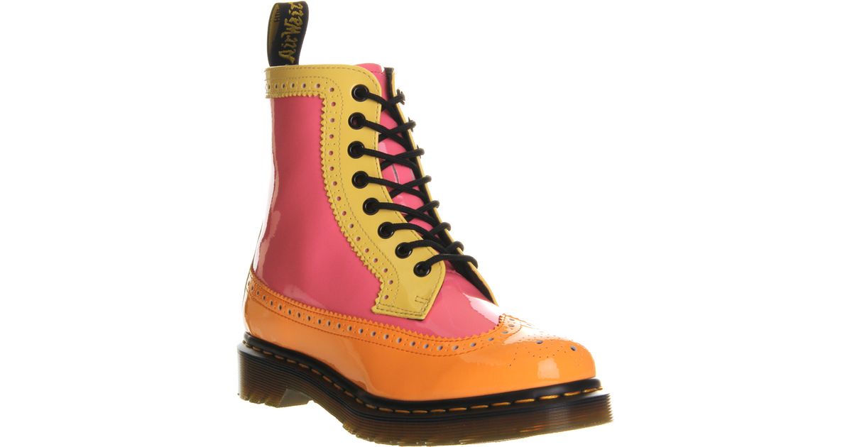 Dr. Martens Harrie Brogue Boot in Pink - Lyst