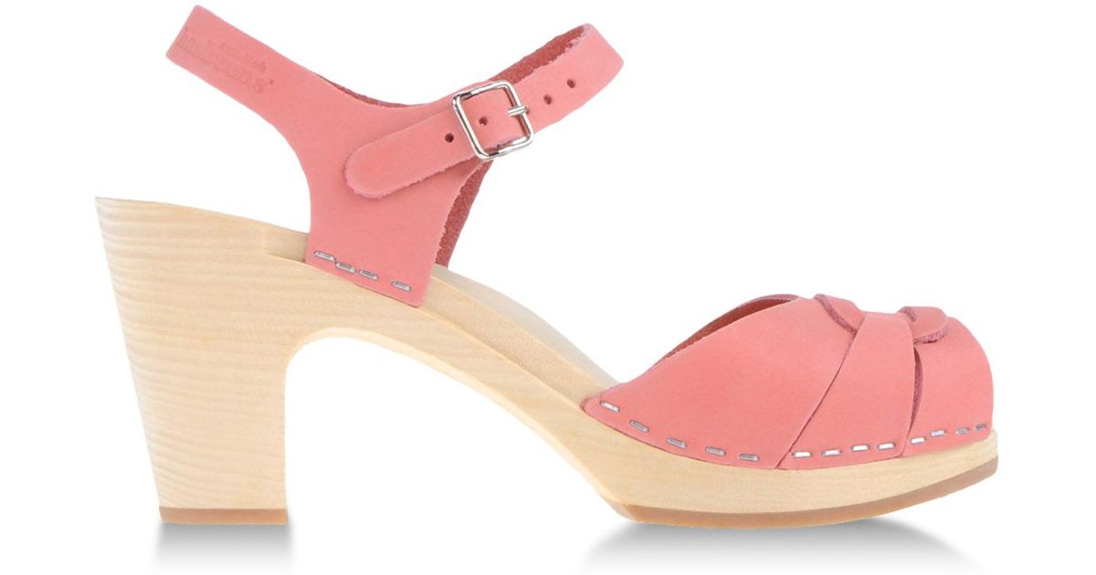 pink swedish hasbeens
