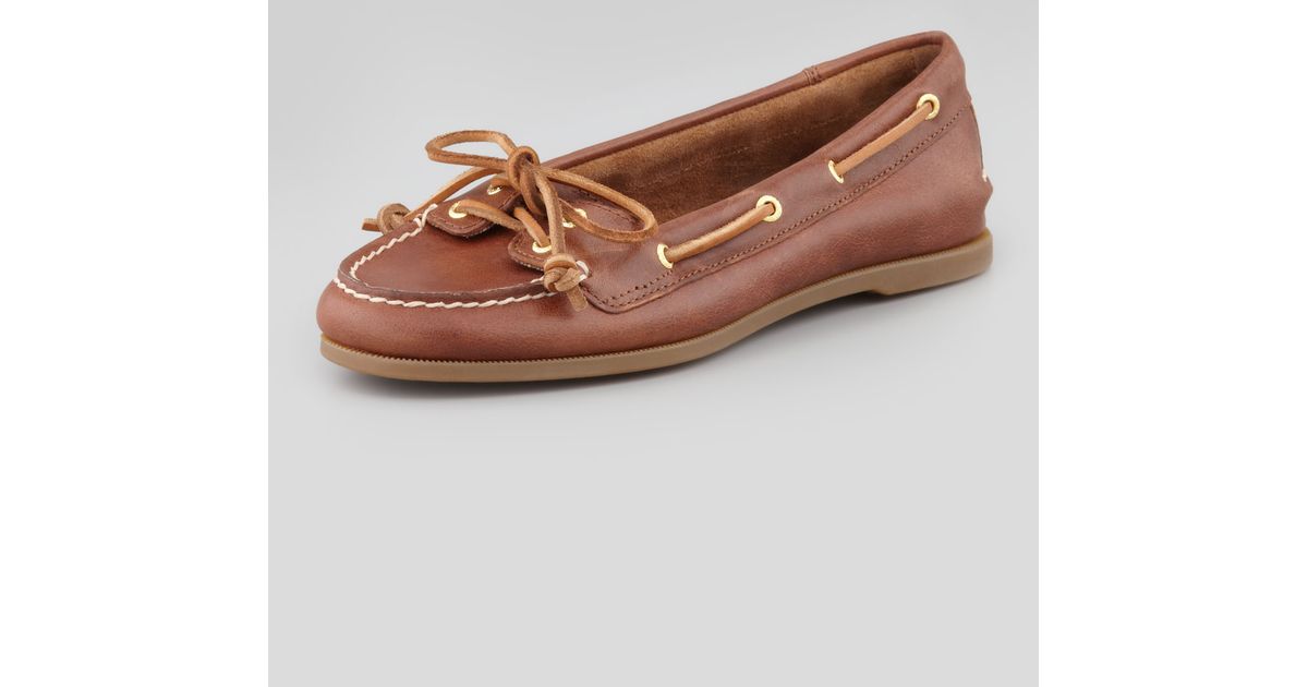 sperry top sider tan