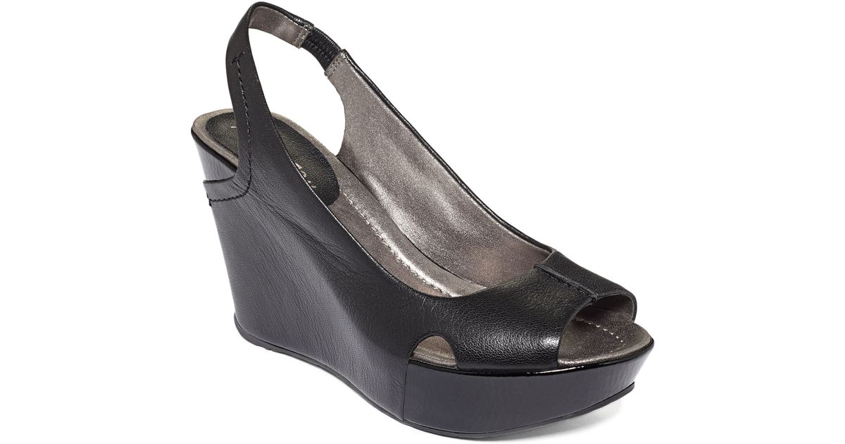 Kenneth cole black wedges on sale