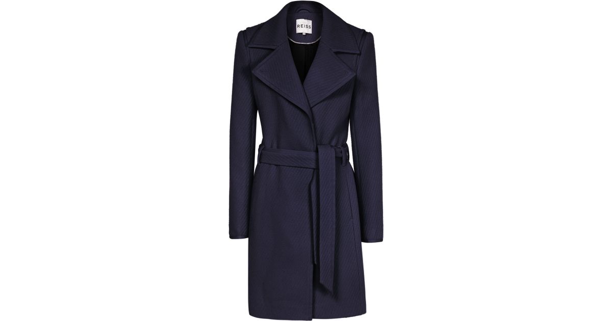 Reiss Lavina Textured Fit and Flare Coat in Navy (Blue) - Lyst