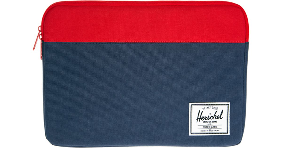 herschel supply laptop sleeve