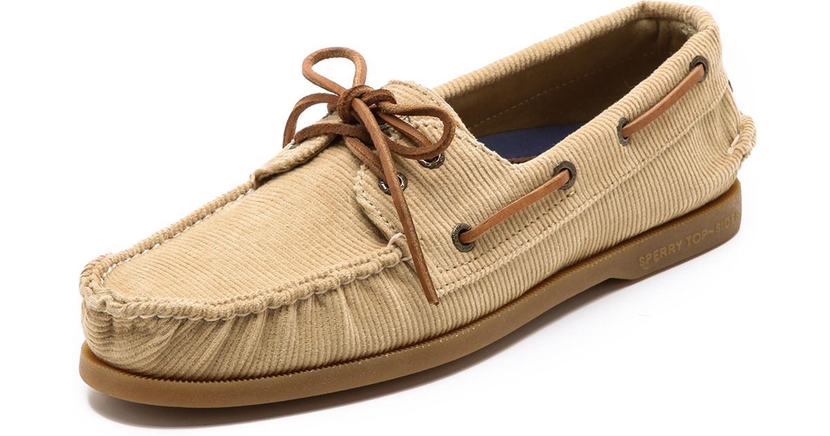 khaki boat shoes