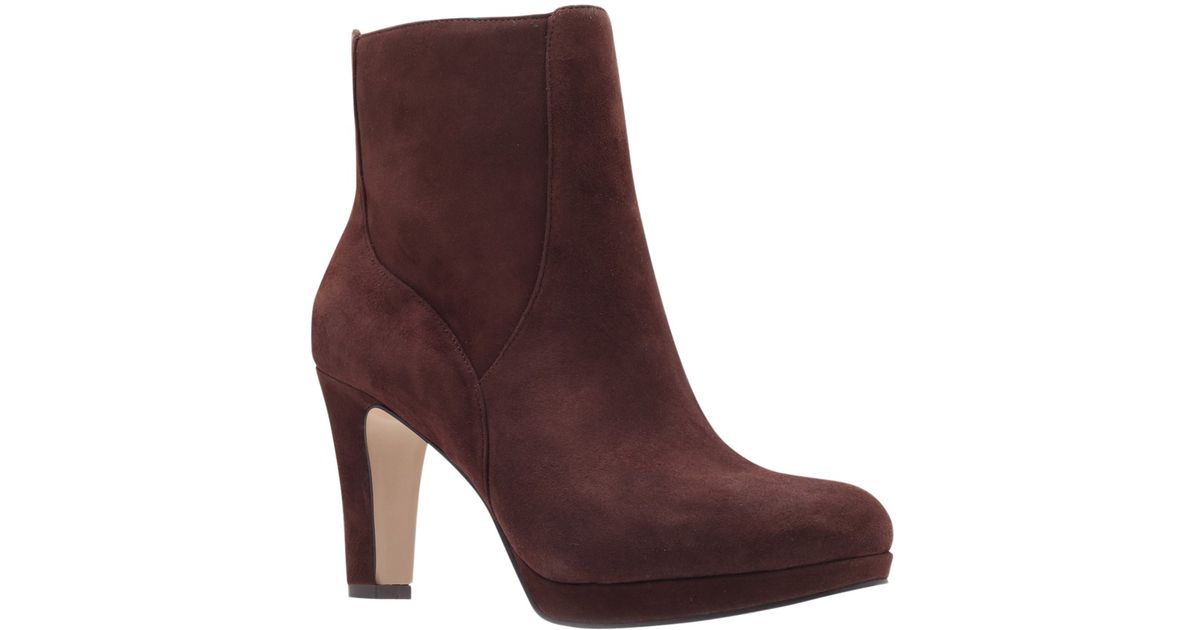 nine west calm ankle boots