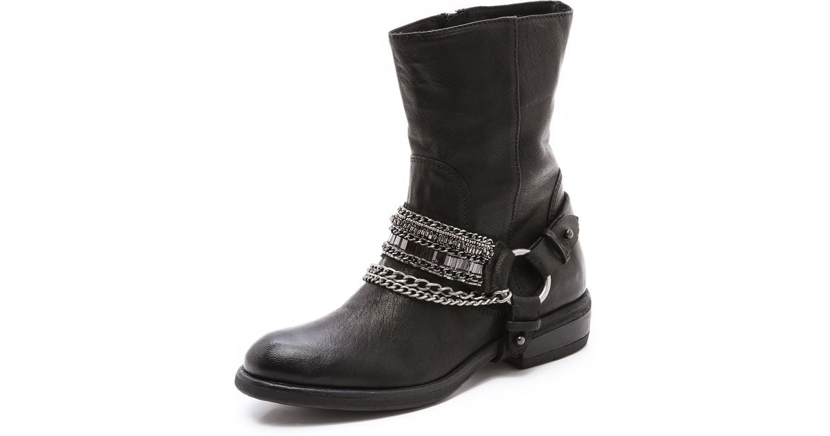 Vera Wang Valencia Chain Moto Boots in 