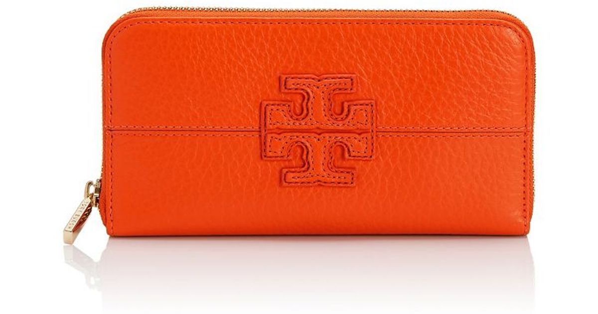 Tory Burch Stacked T Zip Continental Wallet in Orange - Lyst