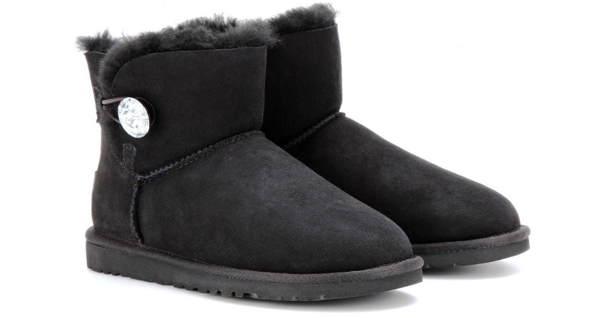 short black uggs with button