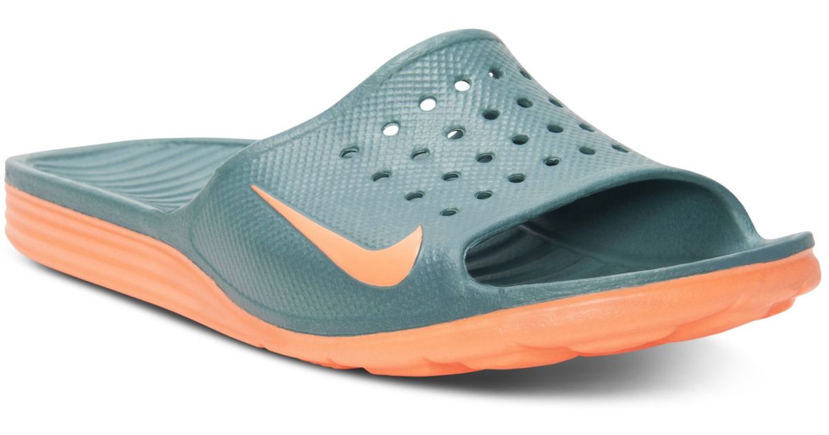 Nike Benassi Solarsoft Slide Sandals in Green | Lyst