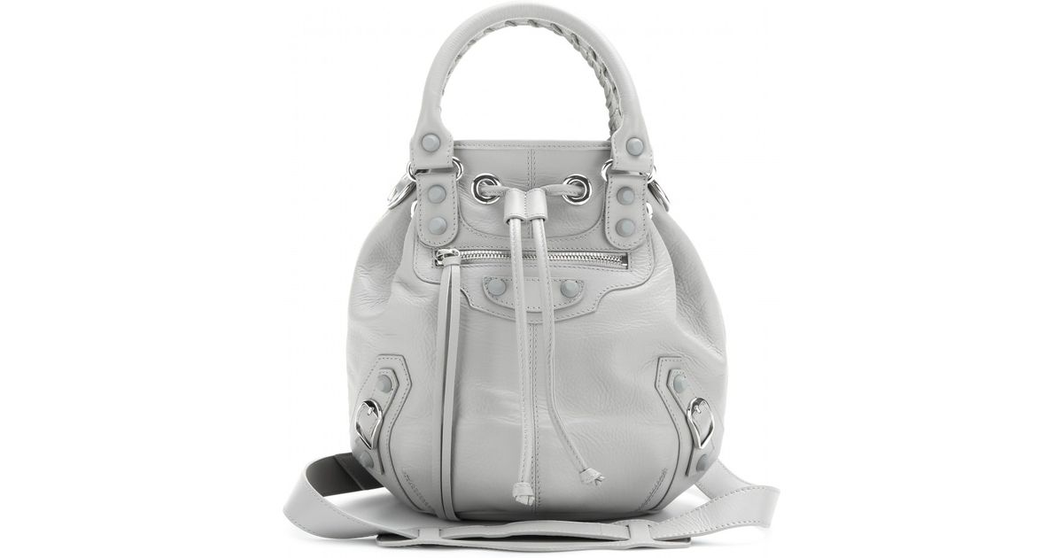 sac pompon balenciaga