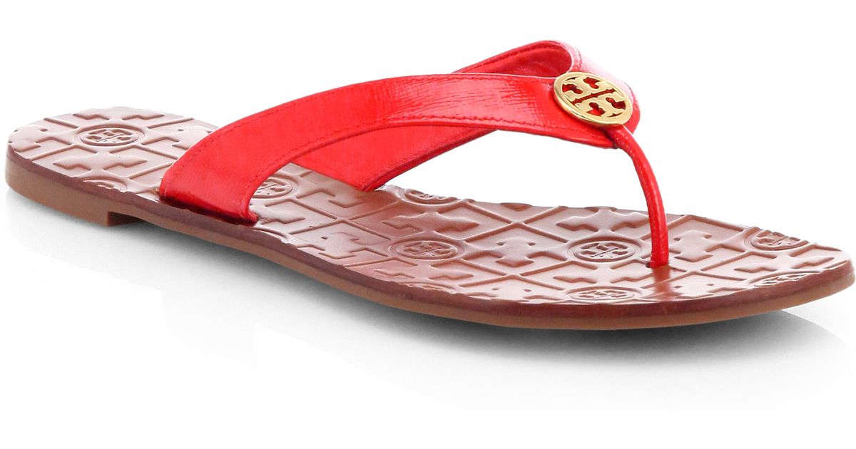 Tory Burch Thora 2 Patent Leather Thong Sandals in Red | Lyst