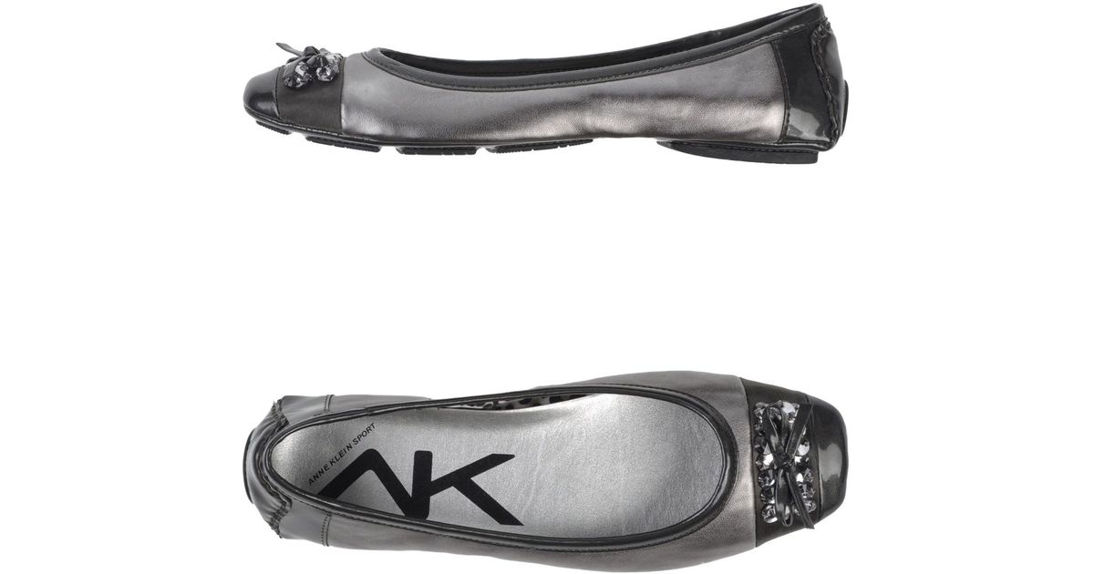 anne klein gray flats