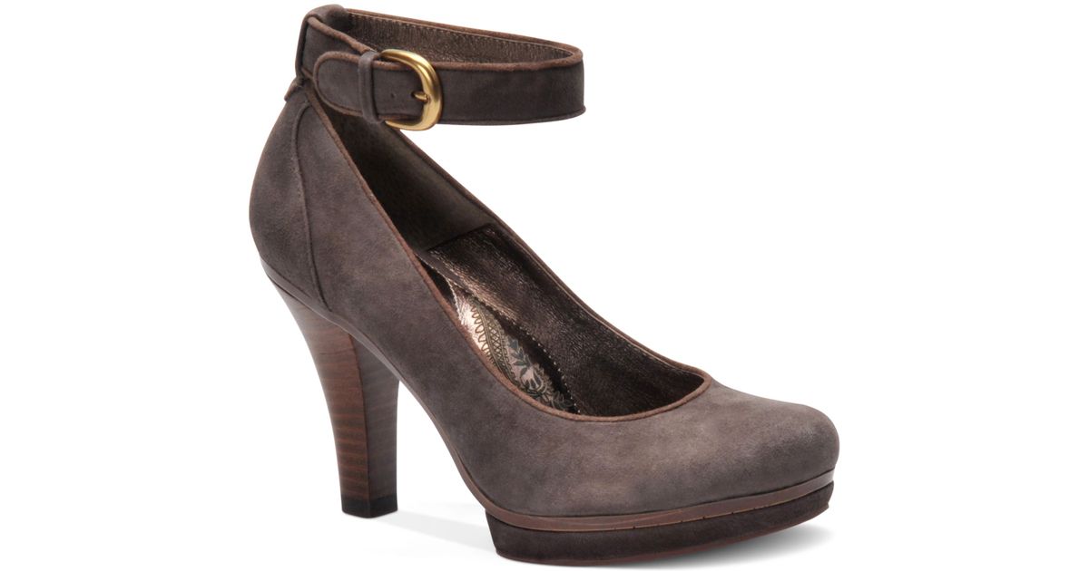 sofft presley pump