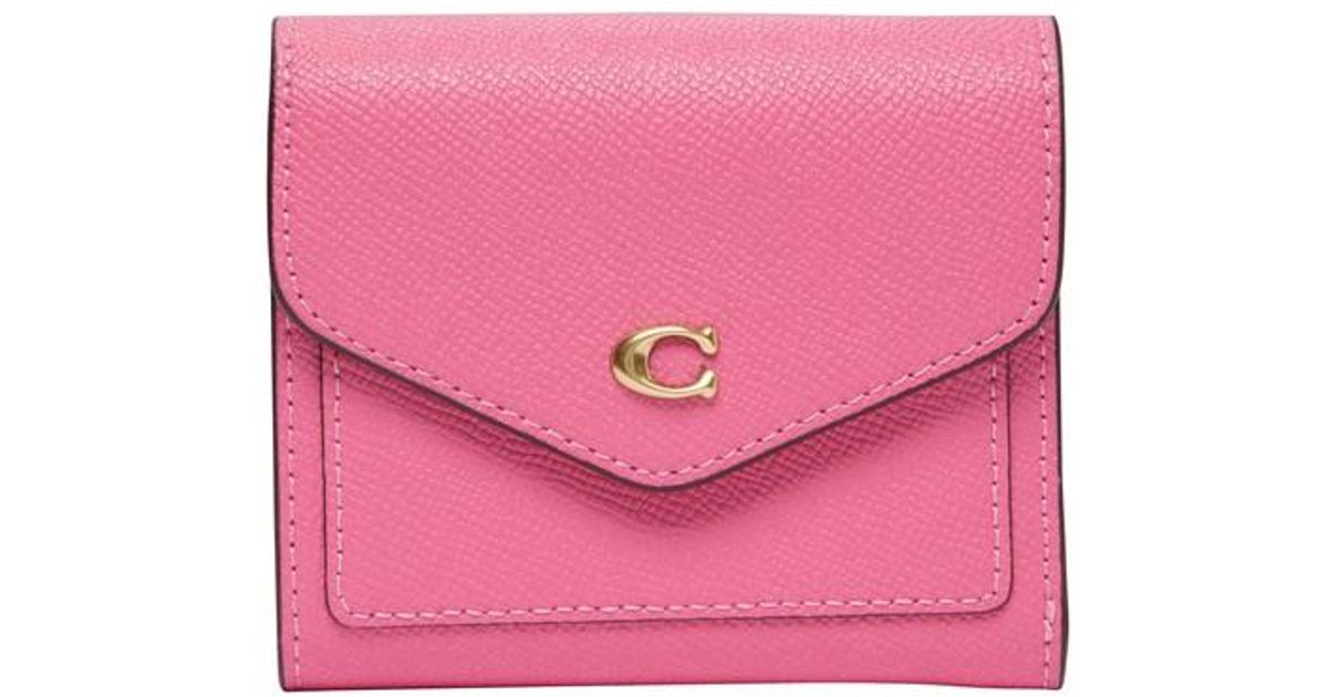 COACH Wyn Small Wallet in Pink | Lyst UK