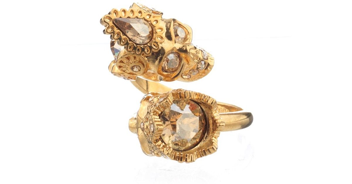 Alexander Mcqueen Queen And King Skull Ring In Gold Metallic Lyst