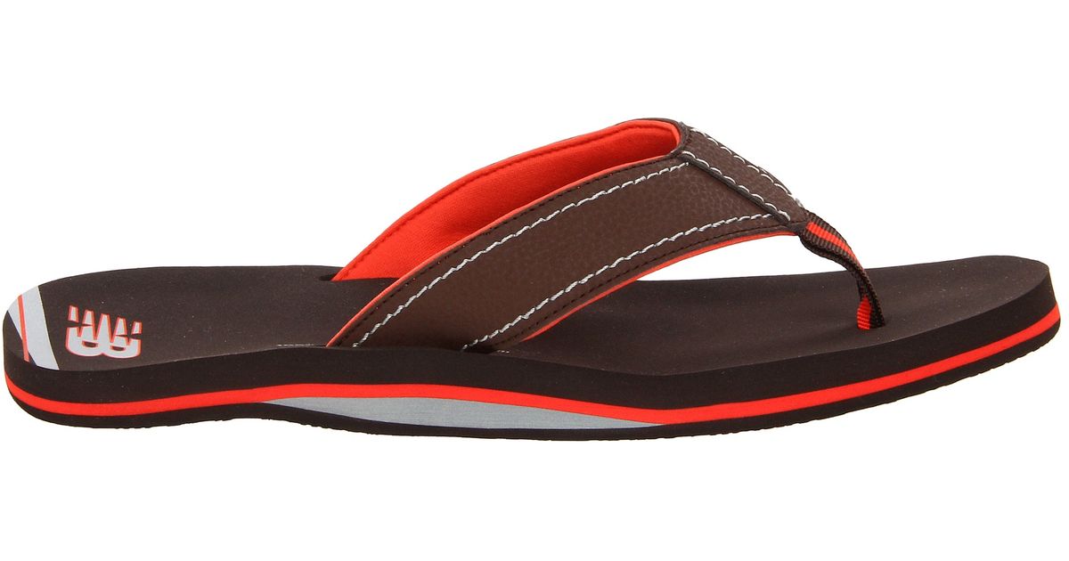 new balance men's heritage thong sandal