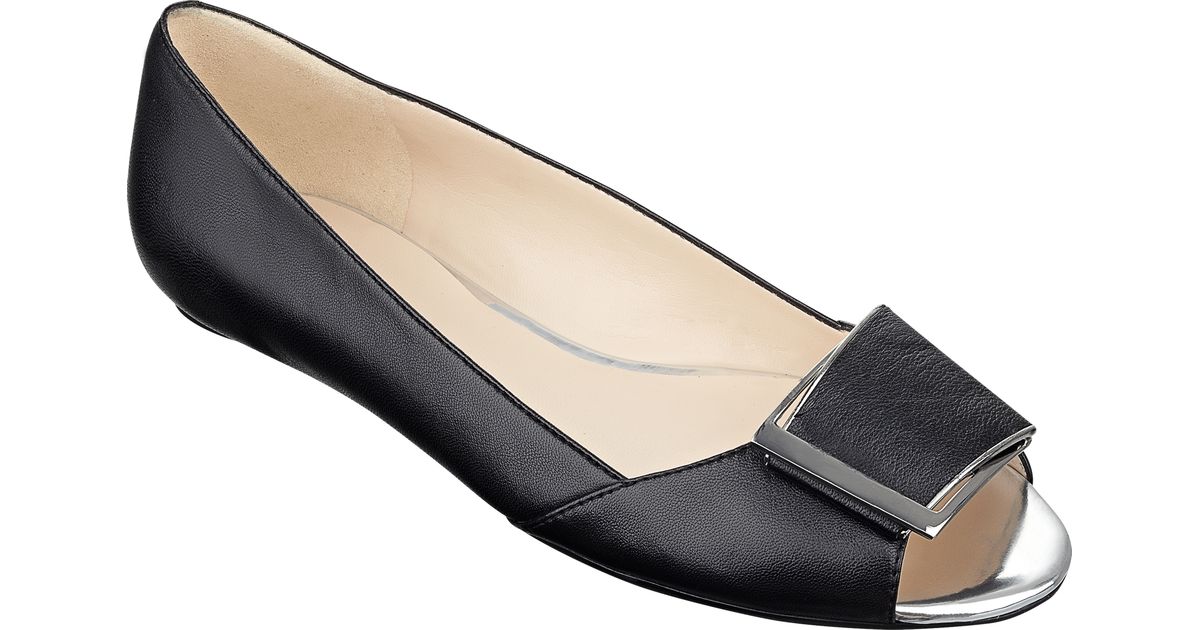 nine west peep toe flats