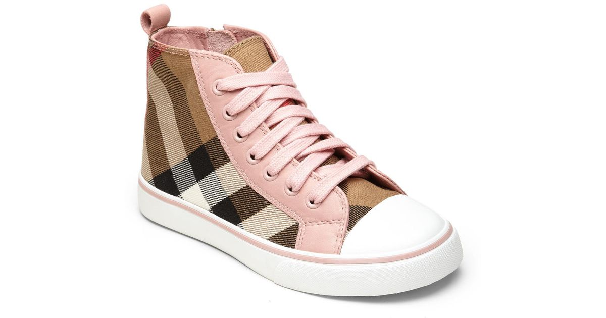 burberry shoes pink
